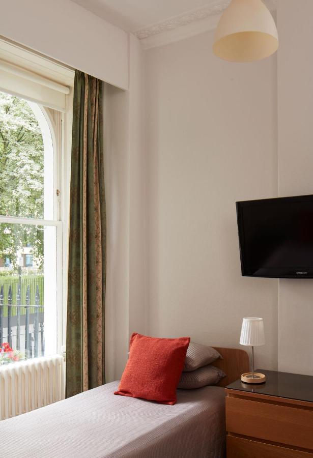 Euro Hotel Лондон Екстериор снимка