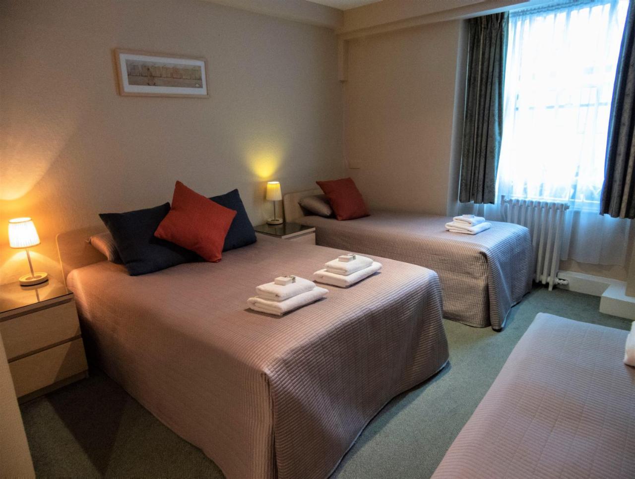 Euro Hotel Лондон Екстериор снимка
